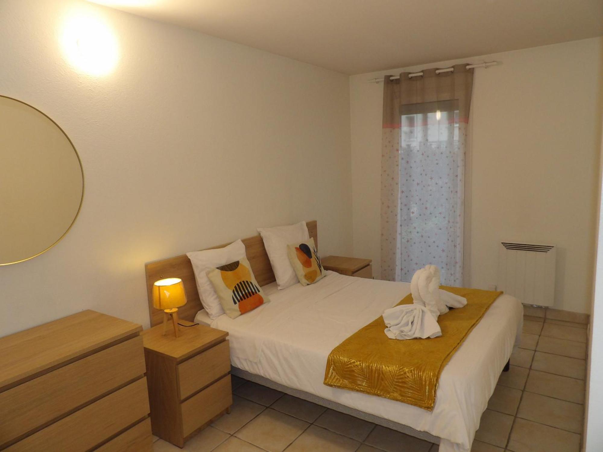 Le Cosy Wiener *Paris*Gare A 300 M*Disneyland* Champs-Sur-Marne Exterior photo
